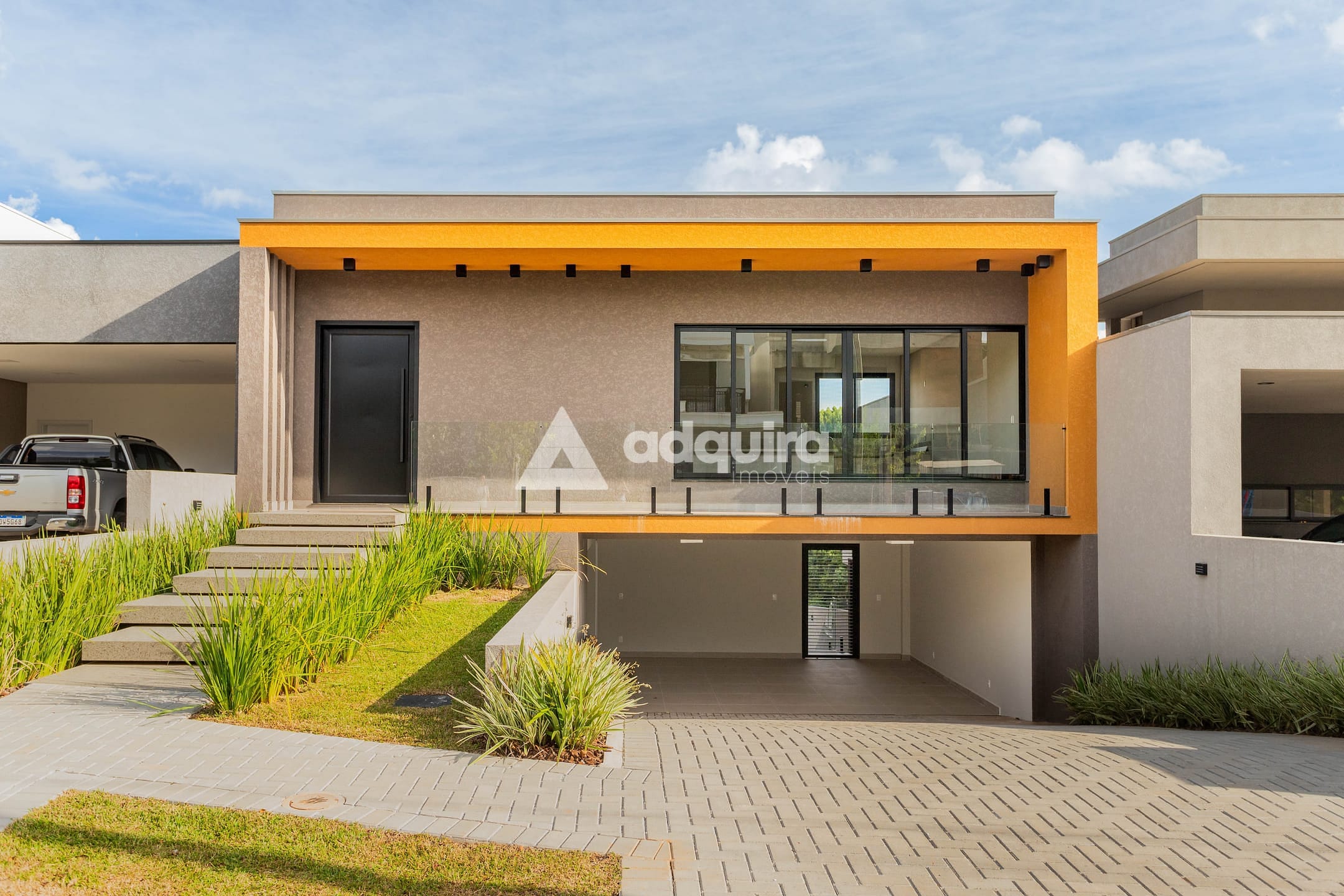 Casa em Colônia Dona Luíza, Ponta Grossa/PR de 272m² 4 quartos à venda por R$ 1.849.000,00 ou para locação R$ 8.000,00/mes