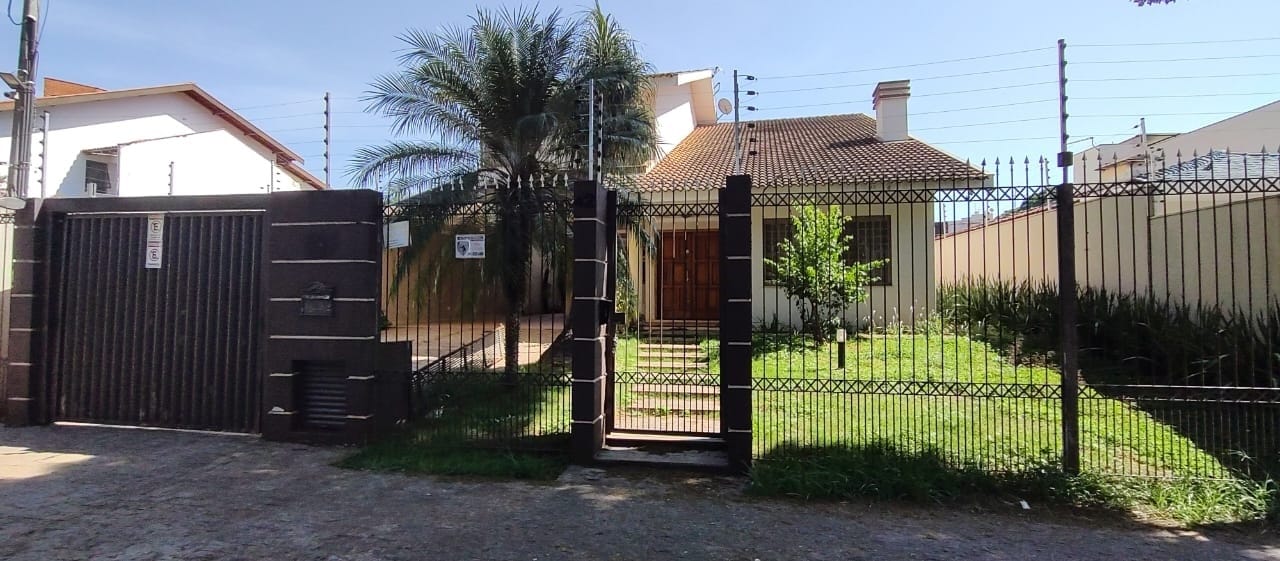 Casa em Zona 04, Maringá/PR de 422m² 1 quartos à venda por R$ 2.949.000,00