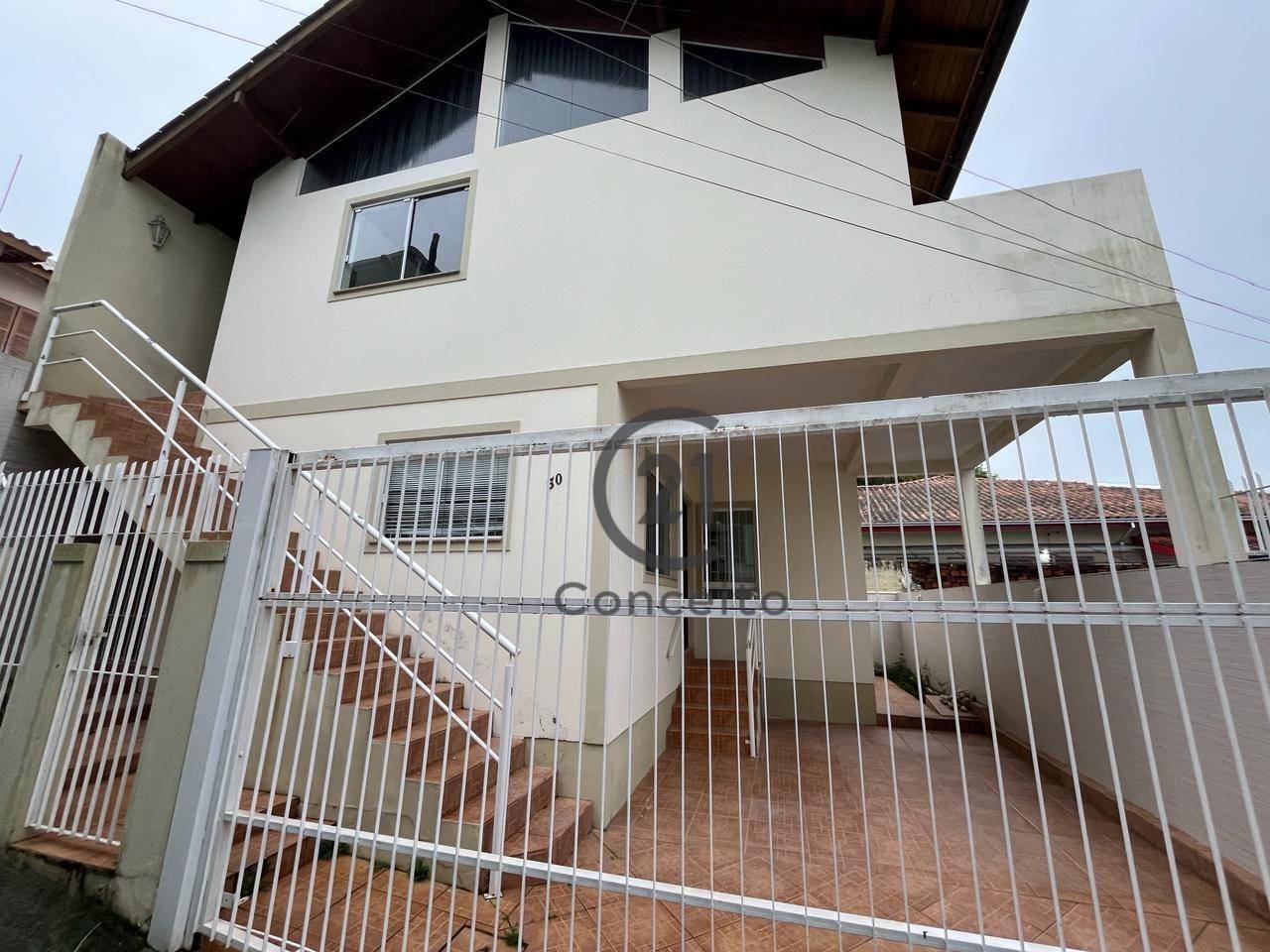 Casa em Estreito, Florianópolis/SC de 143m² 2 quartos à venda por R$ 647.000,00