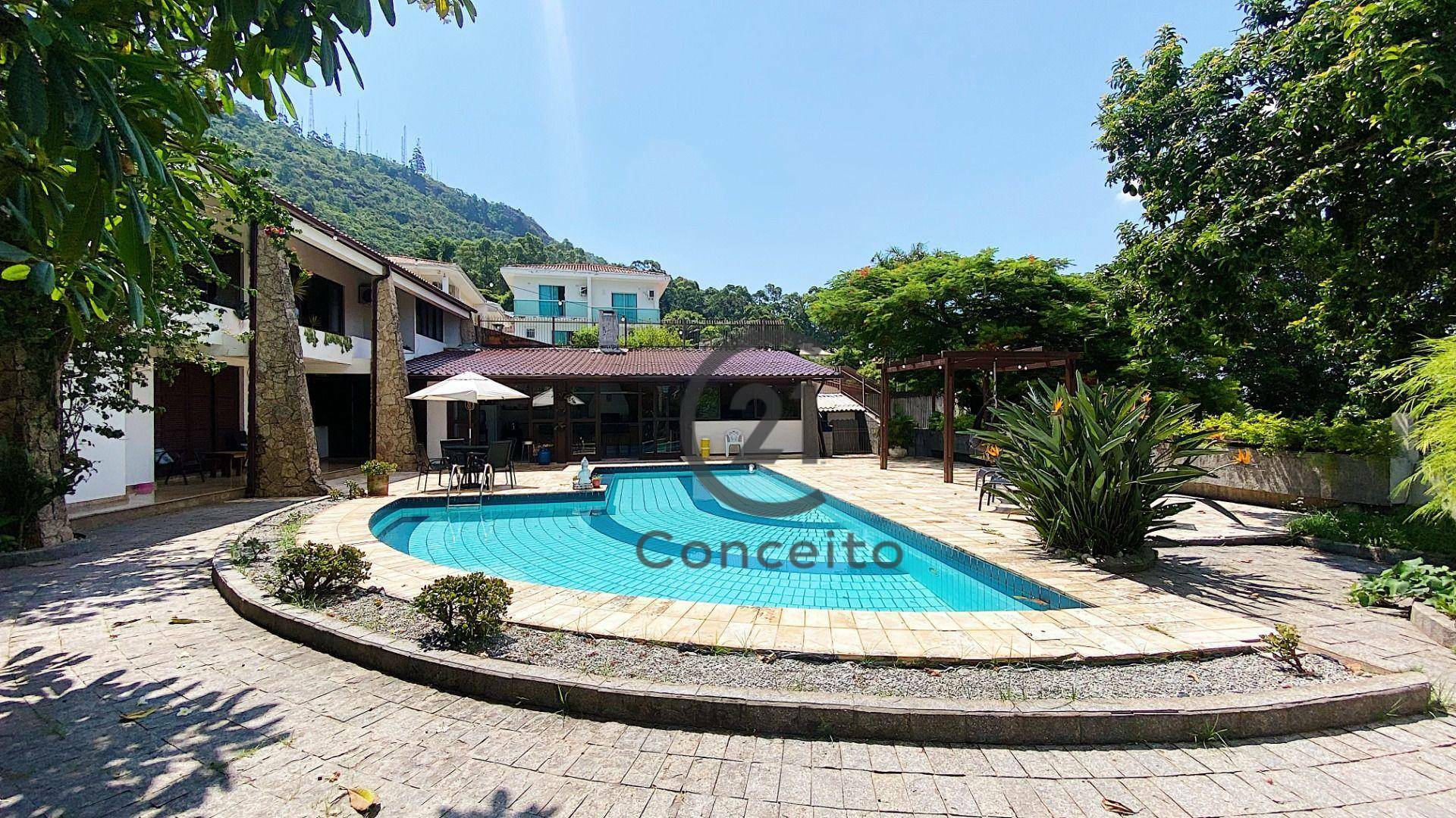 Casa em Trindade, Florianópolis/SC de 411m² 6 quartos à venda por R$ 2.498.000,00