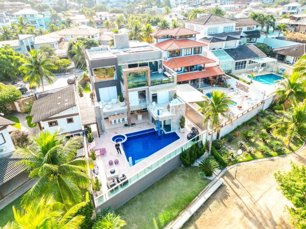 Casa em Camboinhas, Niterói/RJ de 508m² 4 quartos à venda por R$ 10.999.000,00