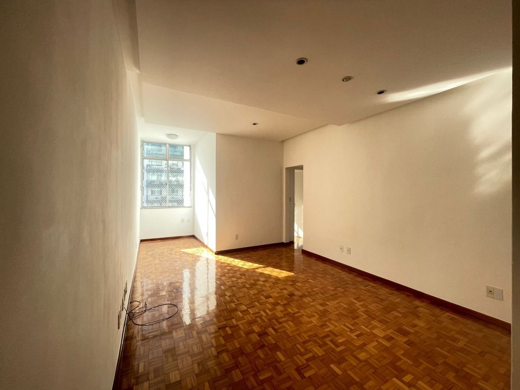 Apartamento em Icaraí, Niterói/RJ de 85m² 2 quartos à venda por R$ 649.000,00