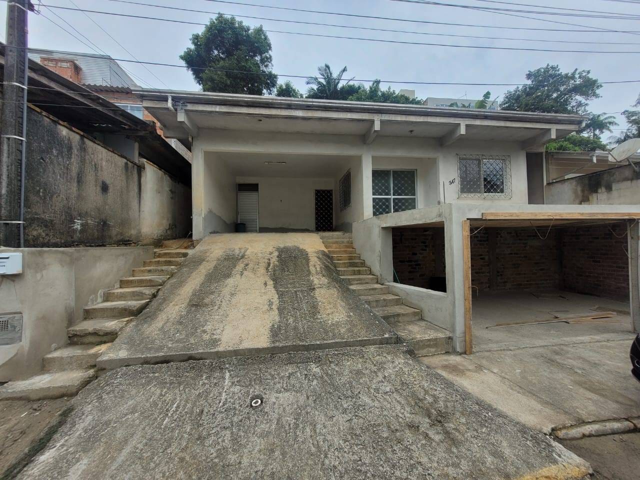 Casa em Rio Pequeno, Camboriú/SC de 90m² 2 quartos para locação R$ 2.500,00/mes