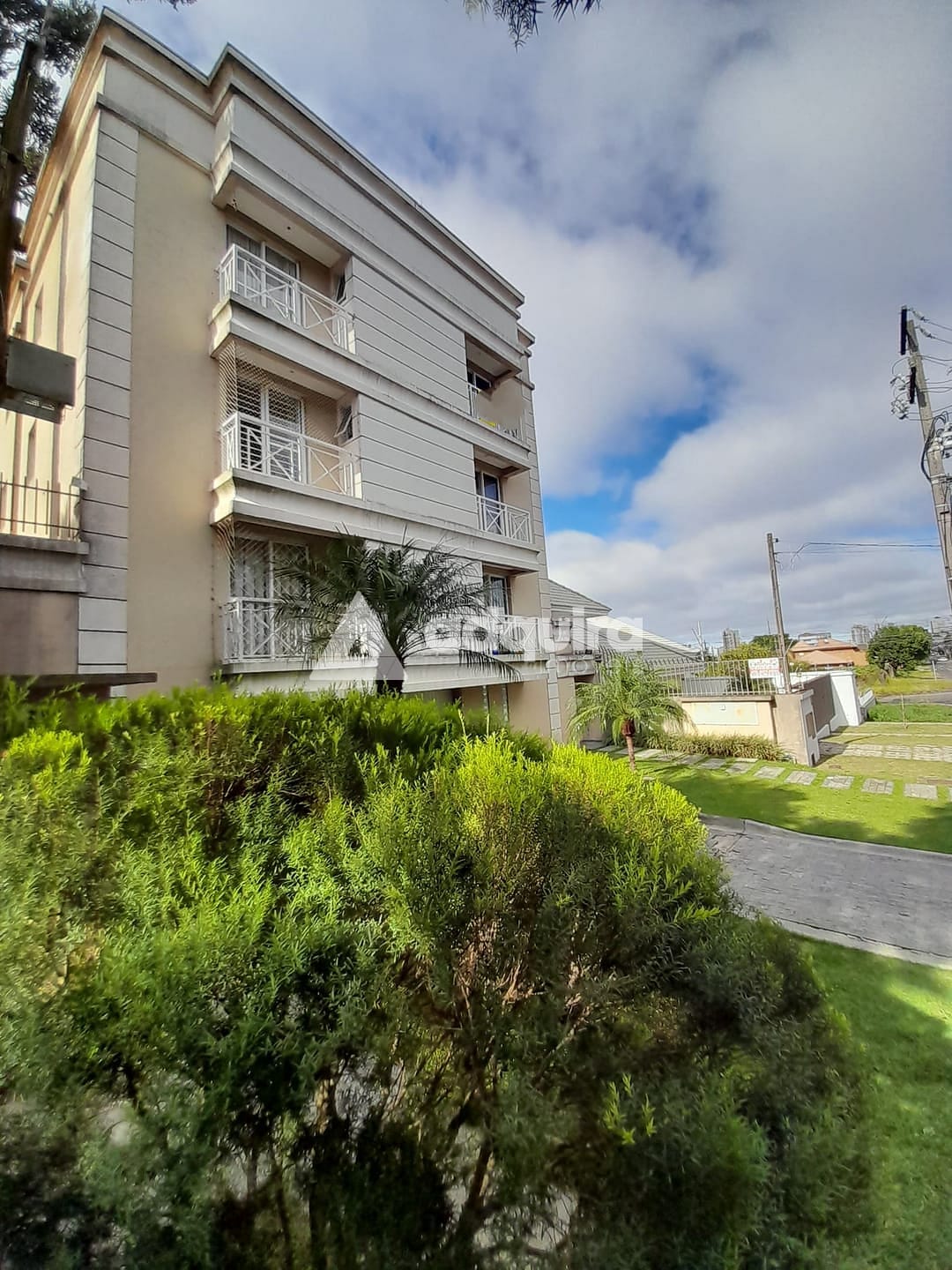 Apartamento em Jardim Carvalho, Ponta Grossa/PR de 90m² 3 quartos para locação R$ 2.000,00/mes