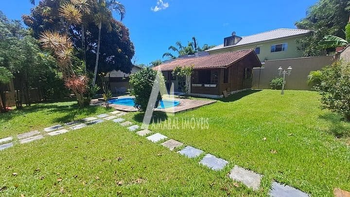 Casa em Rio Tavares, Florianópolis/SC de 400m² 3 quartos à venda por R$ 1.298.000,00