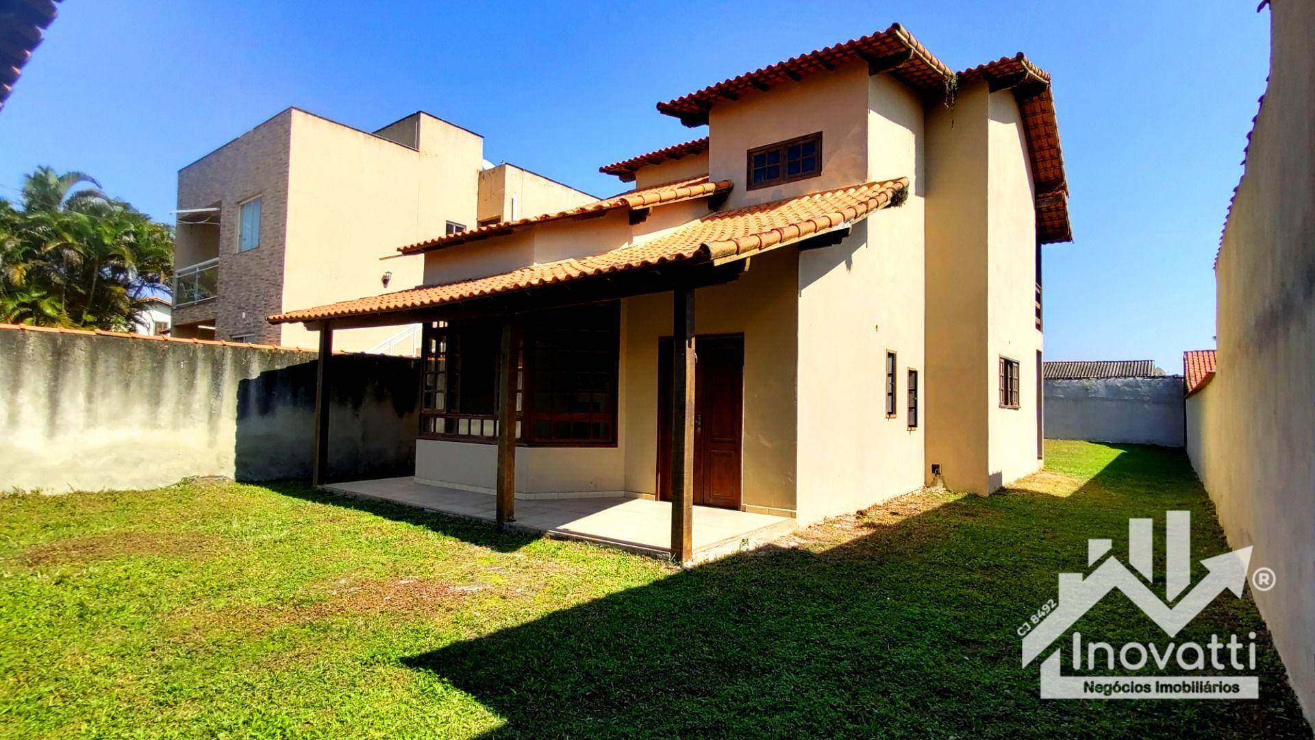 Casa em Centro, Maricá/RJ de 160m² 3 quartos à venda por R$ 428.000,00
