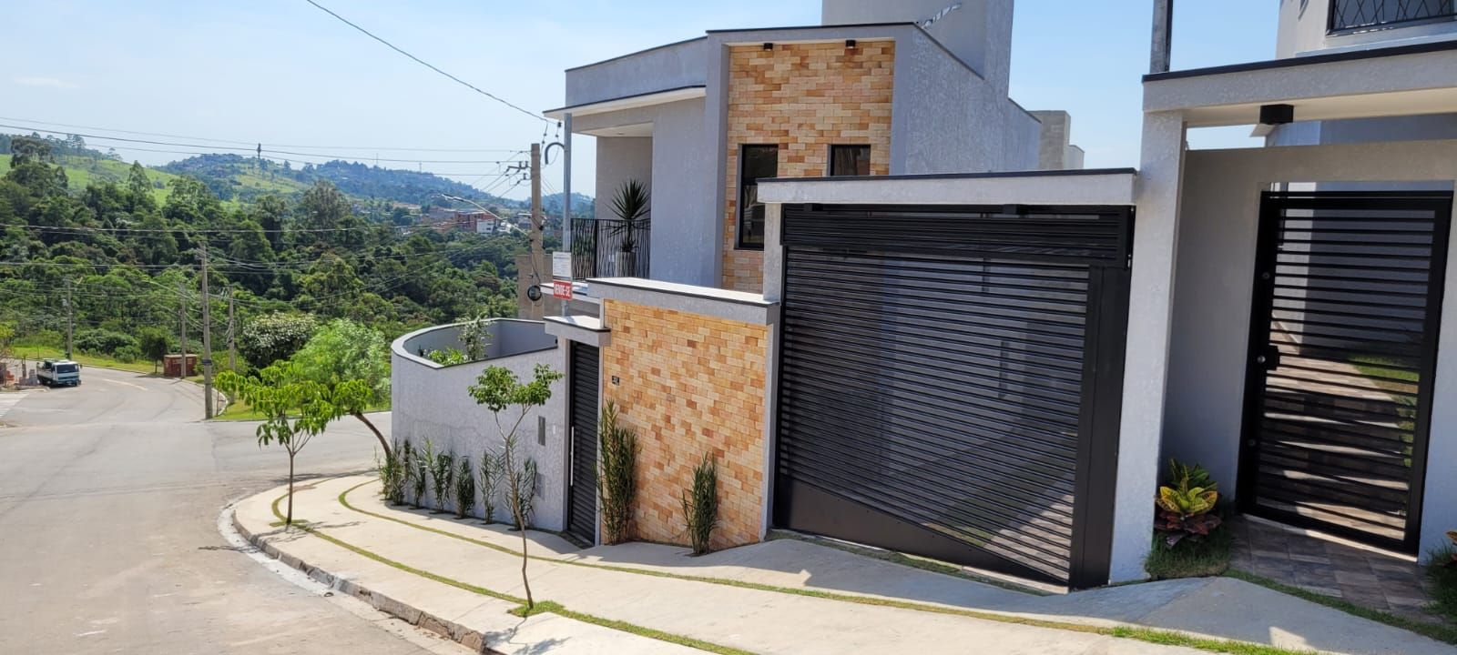 Casa em Chácara Jaguari (Fazendinha), Santana de Parnaíba/SP de 140m² 4 quartos à venda por R$ 1.249.000,00