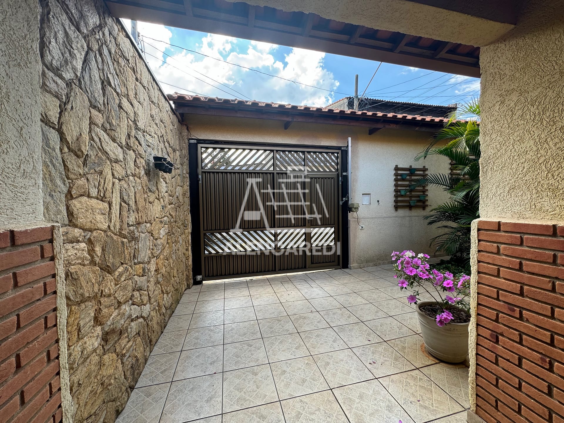 Casa em Jaguaribe, Osasco/SP de 201m² 4 quartos à venda por R$ 969.000,00