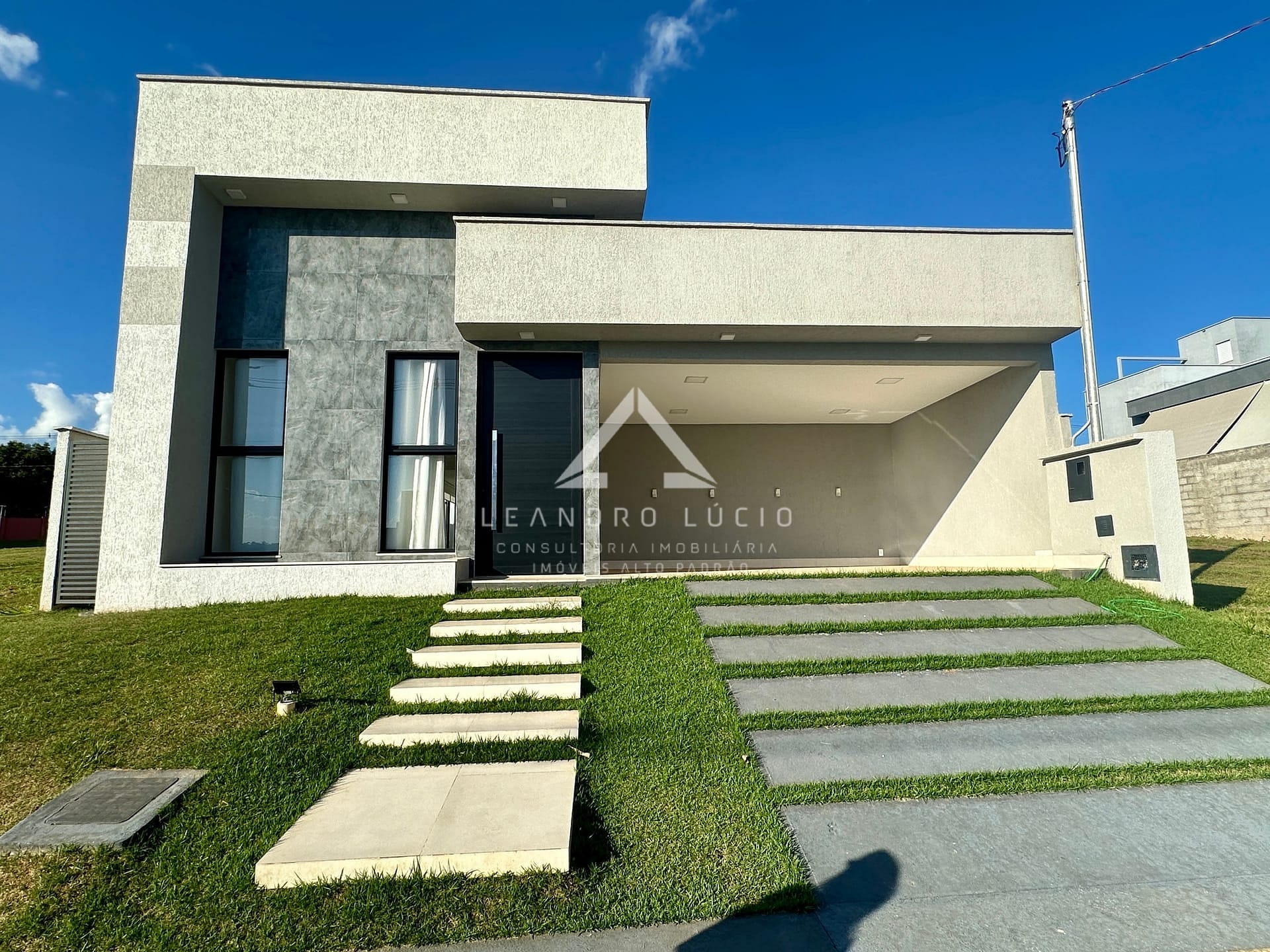 Casa em Parque Residencial Morumbi, Senador Canedo/GO de 160m² 3 quartos à venda por R$ 999.000,00
