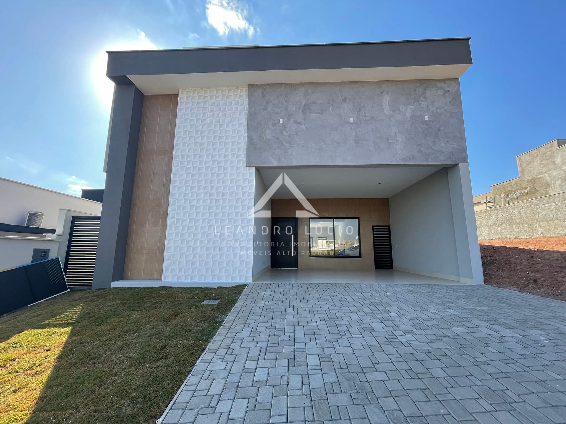 Casa em Parque Residencial Morumbi, Senador Canedo/GO de 165m² 3 quartos à venda por R$ 1.099.000,00