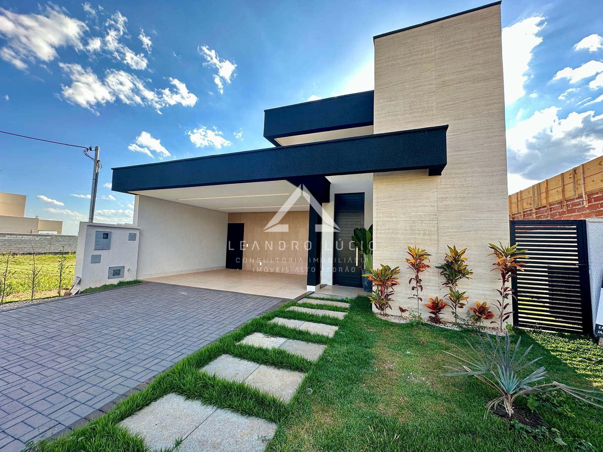 Casa em Parque Residencial Morumbi, Senador Canedo/GO de 160m² 3 quartos à venda por R$ 1.199.000,00