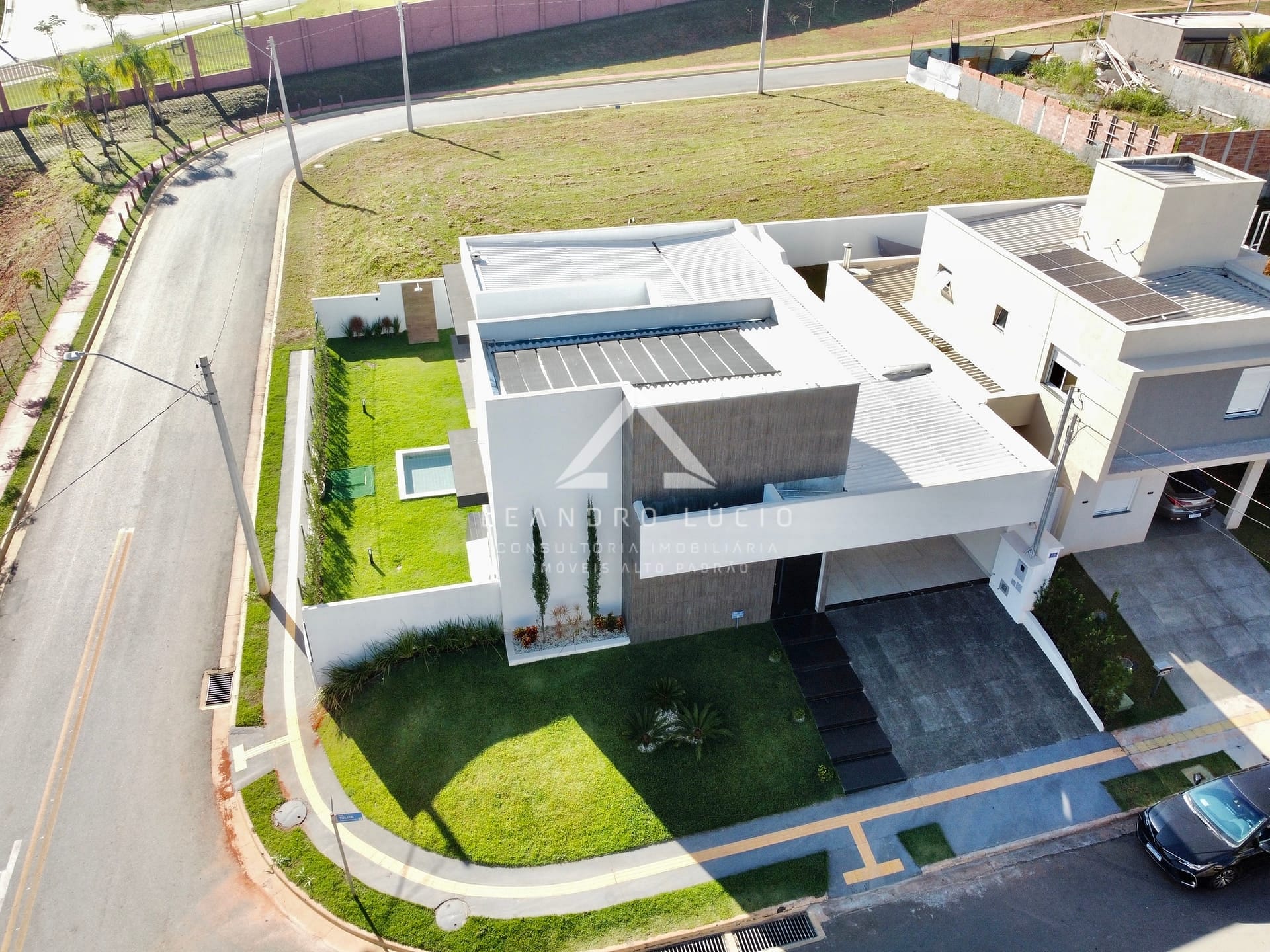 Casa em Parque Residencial Morumbi, Senador Canedo/GO de 195m² 3 quartos à venda por R$ 1.598.000,00