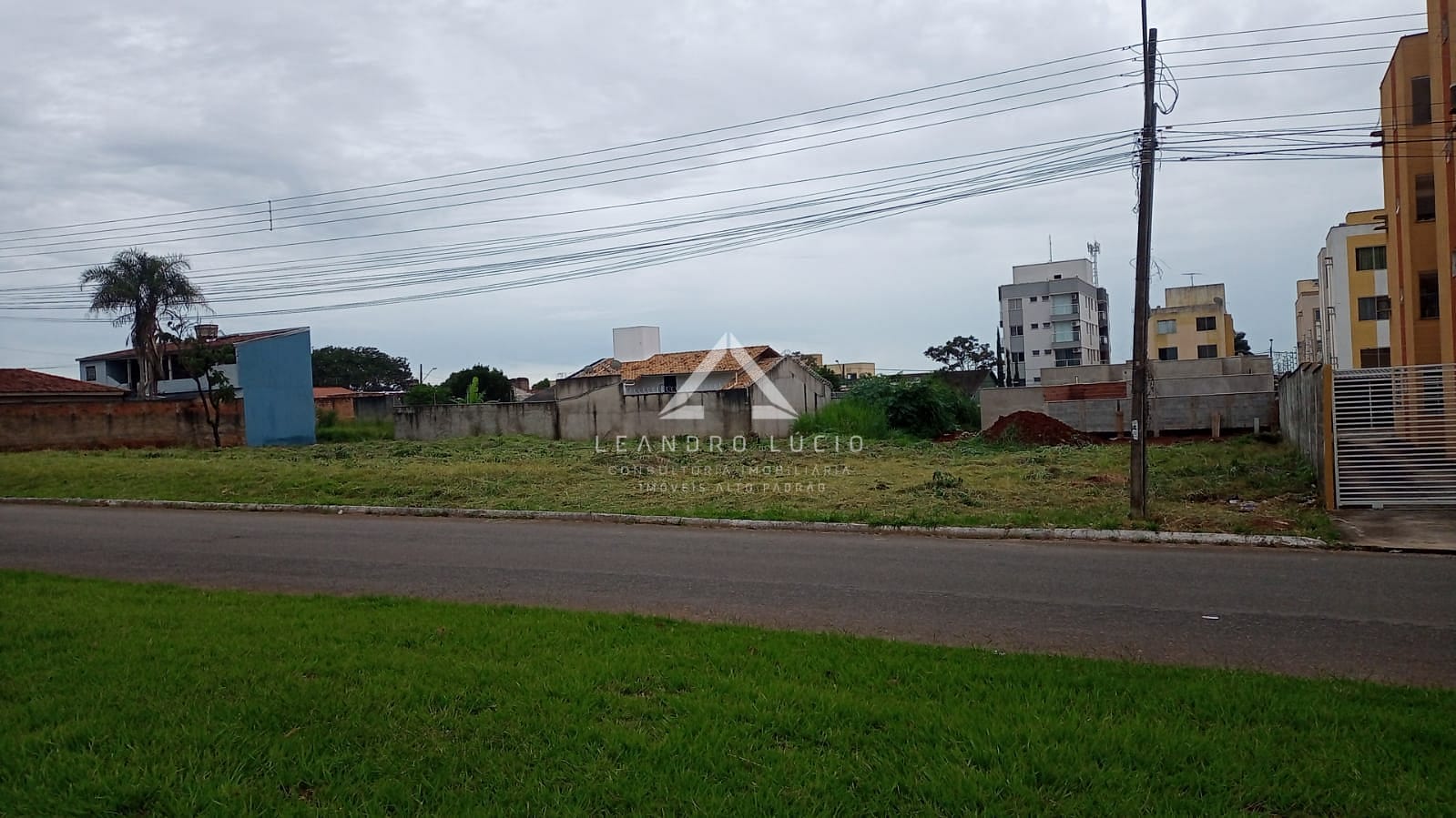 Terreno em Vila Rosa, Goiânia/GO de 2100m² à venda por R$ 2.399.000,00