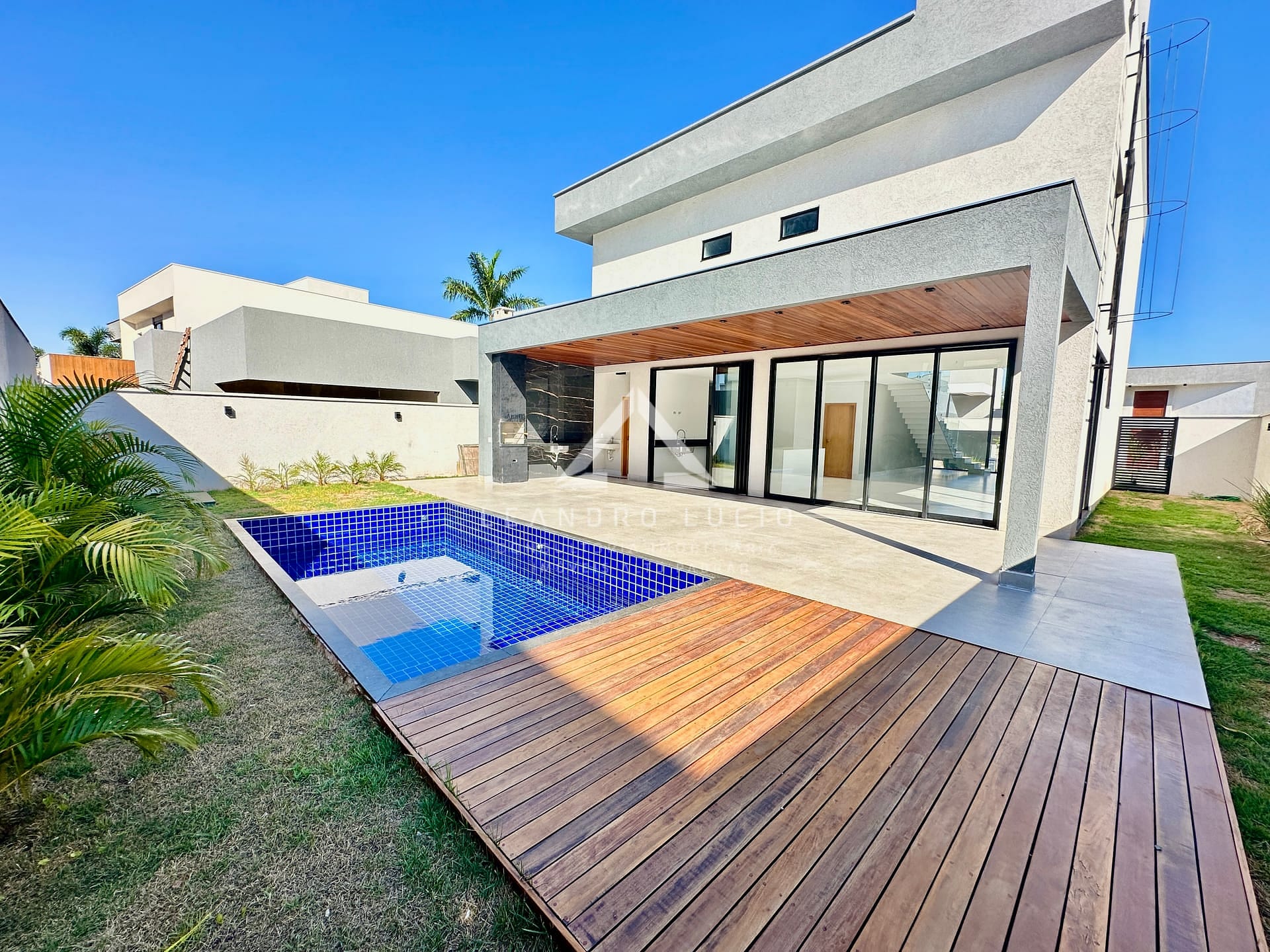 Casa em Residencial Goiânia Golfe Clube, Goiânia/GO de 260m² 4 quartos à venda por R$ 2.499.000,00