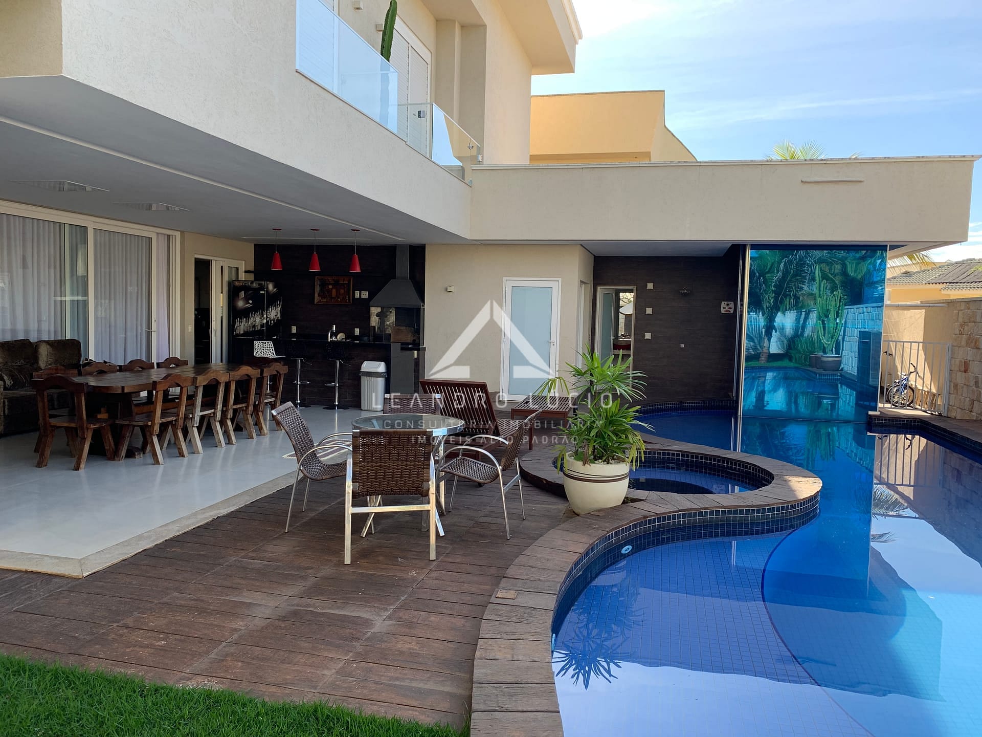 Casa em Residencial Granville, Goiânia/GO de 446m² 6 quartos à venda por R$ 4.999.000,00
