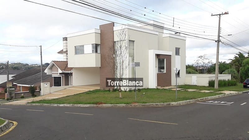 Casa em Oficinas, Ponta Grossa/PR de 250m² 3 quartos para locação R$ 6.500,00/mes