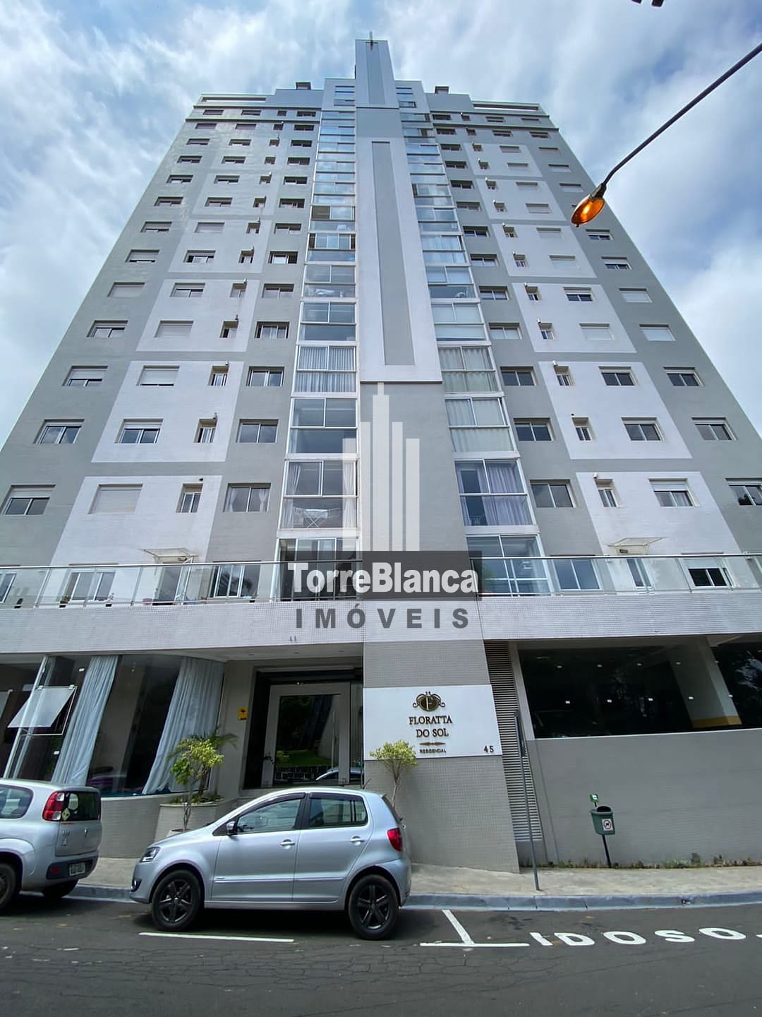 Apartamento em Centro, Ponta Grossa/PR de 129m² 3 quartos para locação R$ 2.700,00/mes