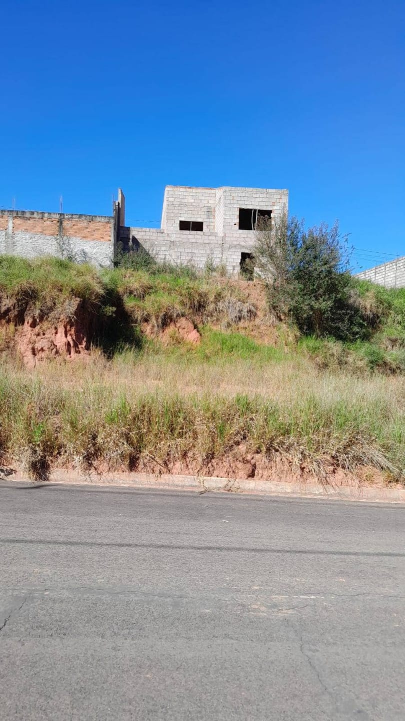 Terreno em Área Rural de Guardinha, São Sebastião do Paraíso/MG de 200m² à venda por R$ 50.000,00
