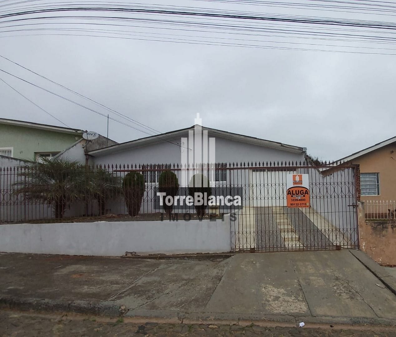 Casa em Contorno, Ponta Grossa/PR de 80m² 3 quartos à venda por R$ 279.000,00