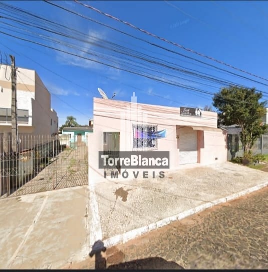 Casa em Uvaranas, Ponta Grossa/PR de 195m² 3 quartos à venda por R$ 269.000,00
