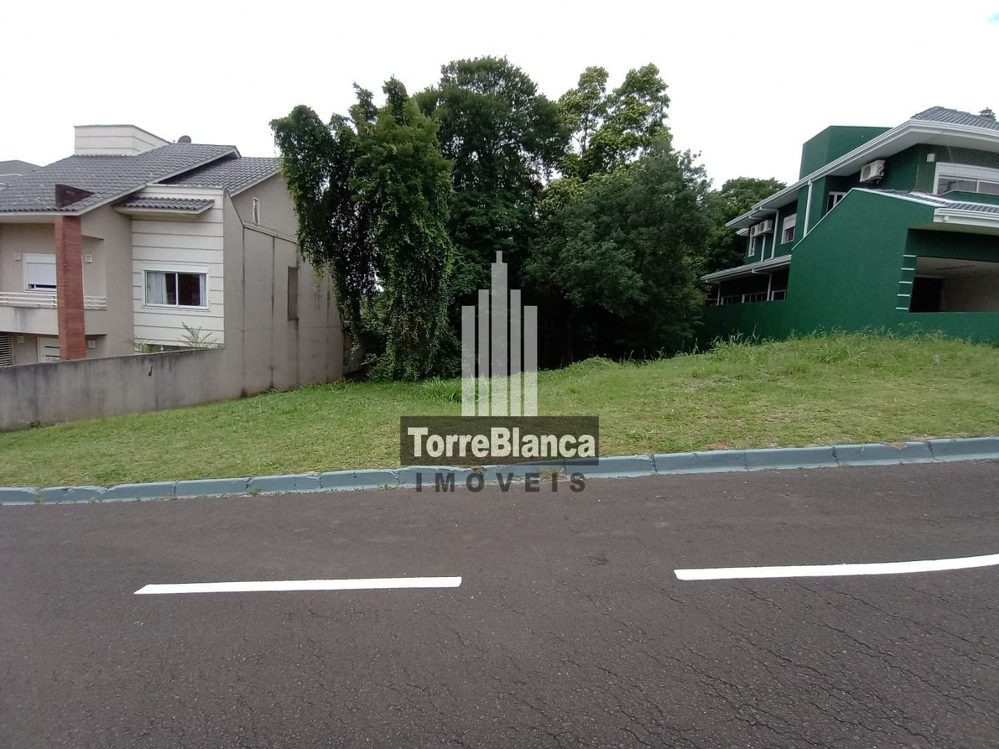 Terreno em Olarias, Ponta Grossa/PR de 10m² à venda por R$ 349.000,00