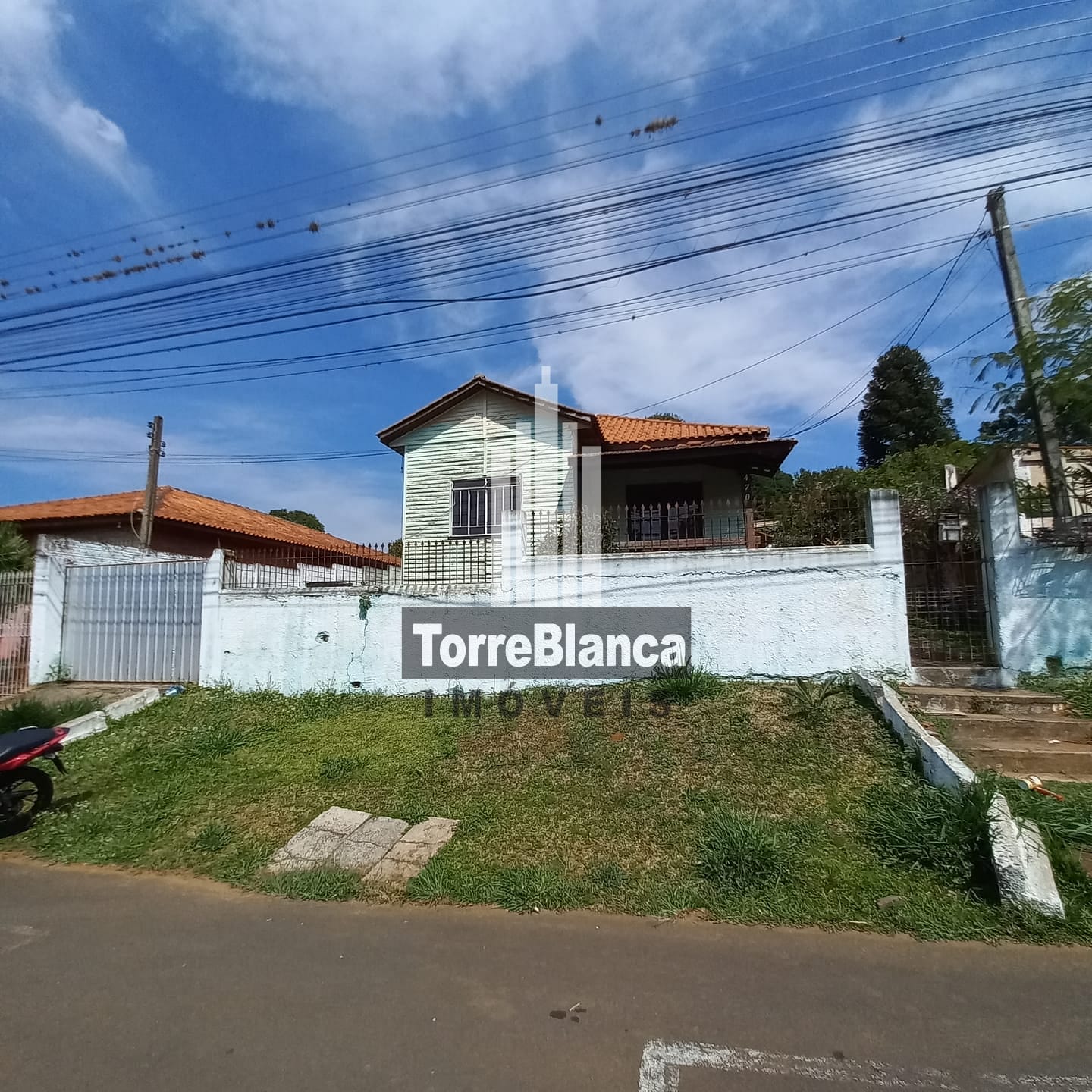 Casa em Uvaranas, Ponta Grossa/PR de 84m² 3 quartos à venda por R$ 389.000,00
