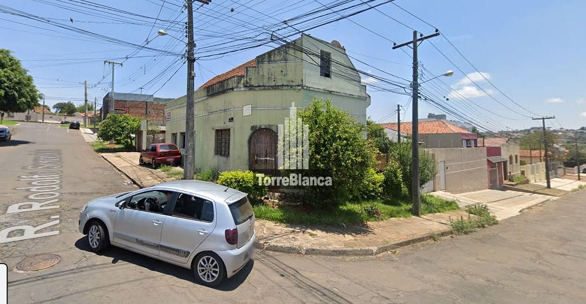 Terreno em Uvaranas, Ponta Grossa/PR de 10m² à venda por R$ 399.000,00