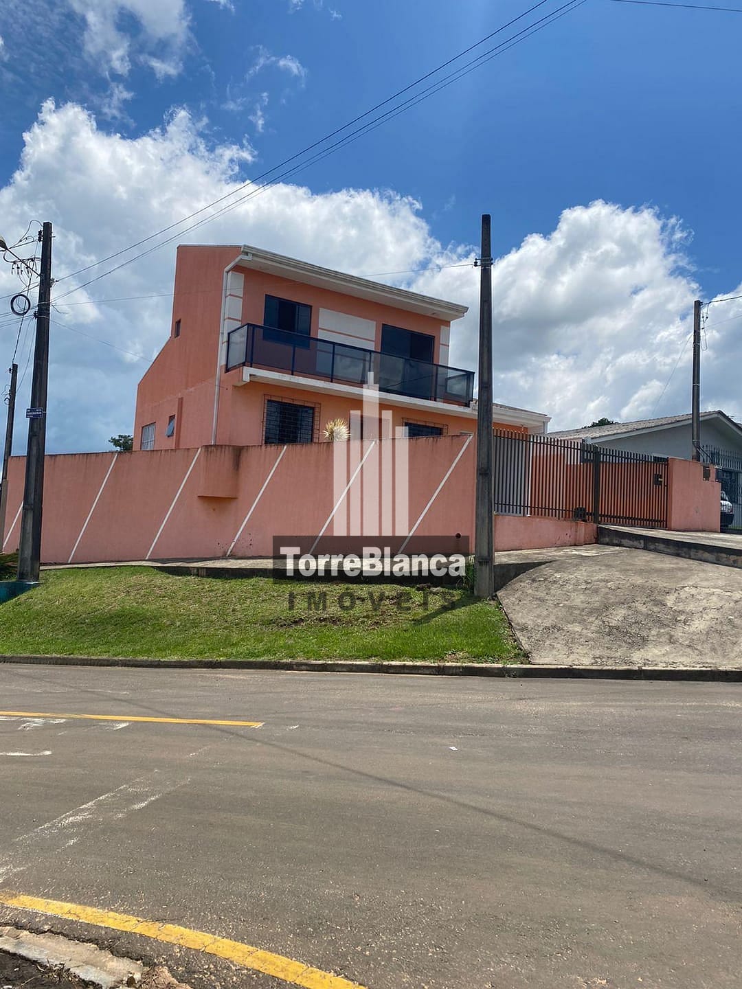 Sobrado em Boa Vista, Ponta Grossa/PR de 128m² 3 quartos à venda por R$ 418.000,00