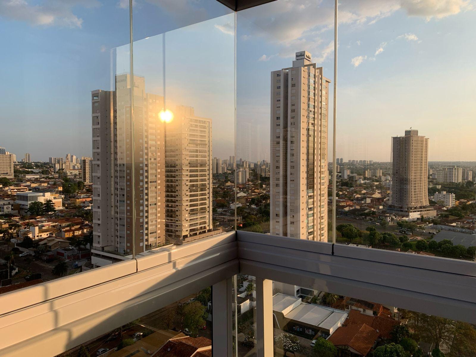 Apartamento em Jardim América, Goiânia/GO de 64m² 2 quartos à venda por R$ 629.000,00