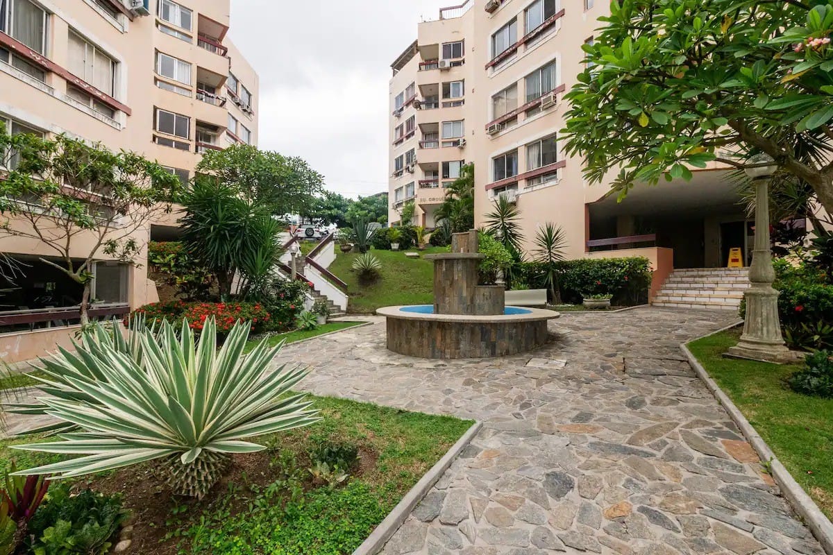 Apartamento em Ondina, Salvador/BA de 140m² 4 quartos à venda por R$ 699.000,00