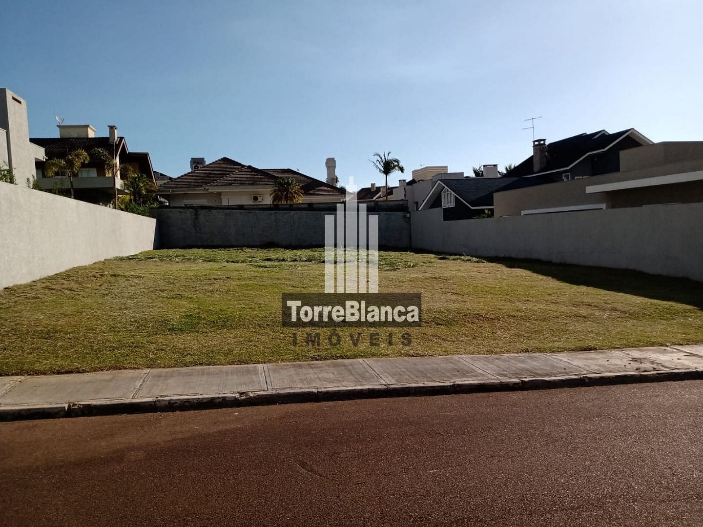 Terreno em Orfãs, Ponta Grossa/PR de 10m² à venda por R$ 899.000,00