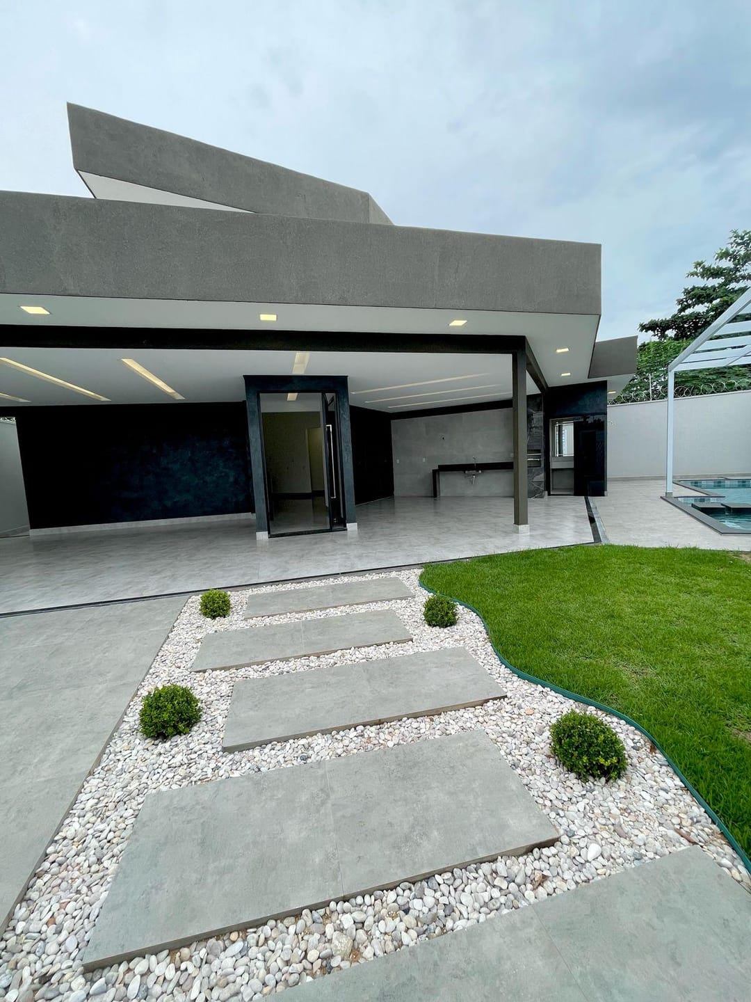 Casa em Jardim Presidente, Goiânia/GO de 200m² 3 quartos à venda por R$ 1.089.000,00