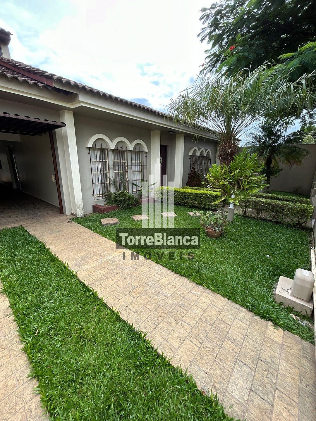 Casa em Orfãs, Ponta Grossa/PR de 340m² 3 quartos à venda por R$ 1.099.000,00