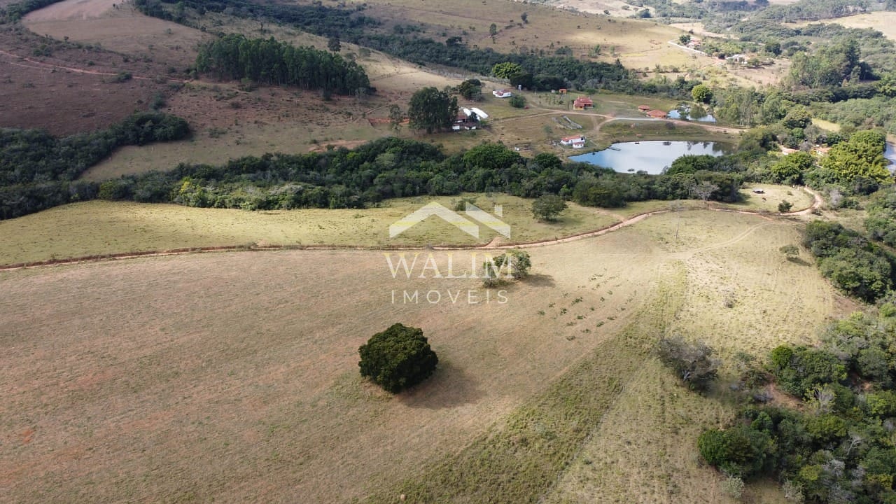 Fazenda em Zona Rural, São Tiago/MG de 730000m² 4 quartos à venda por R$ 2.599.000,00