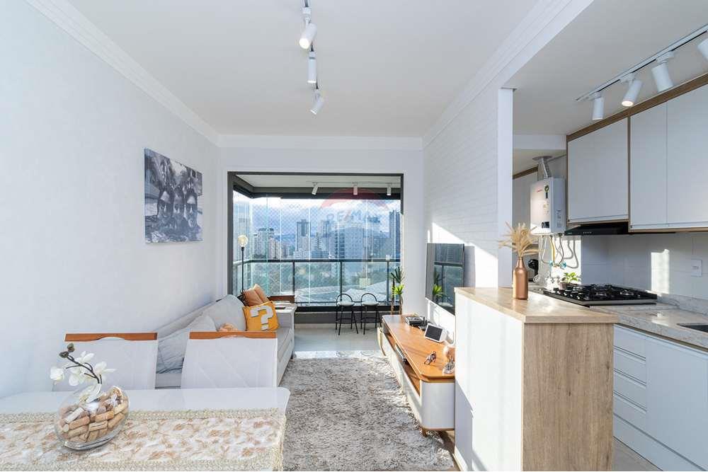 Apartamento em Vila Osasco, Osasco/SP de 61m² 2 quartos à venda por R$ 744.000,00