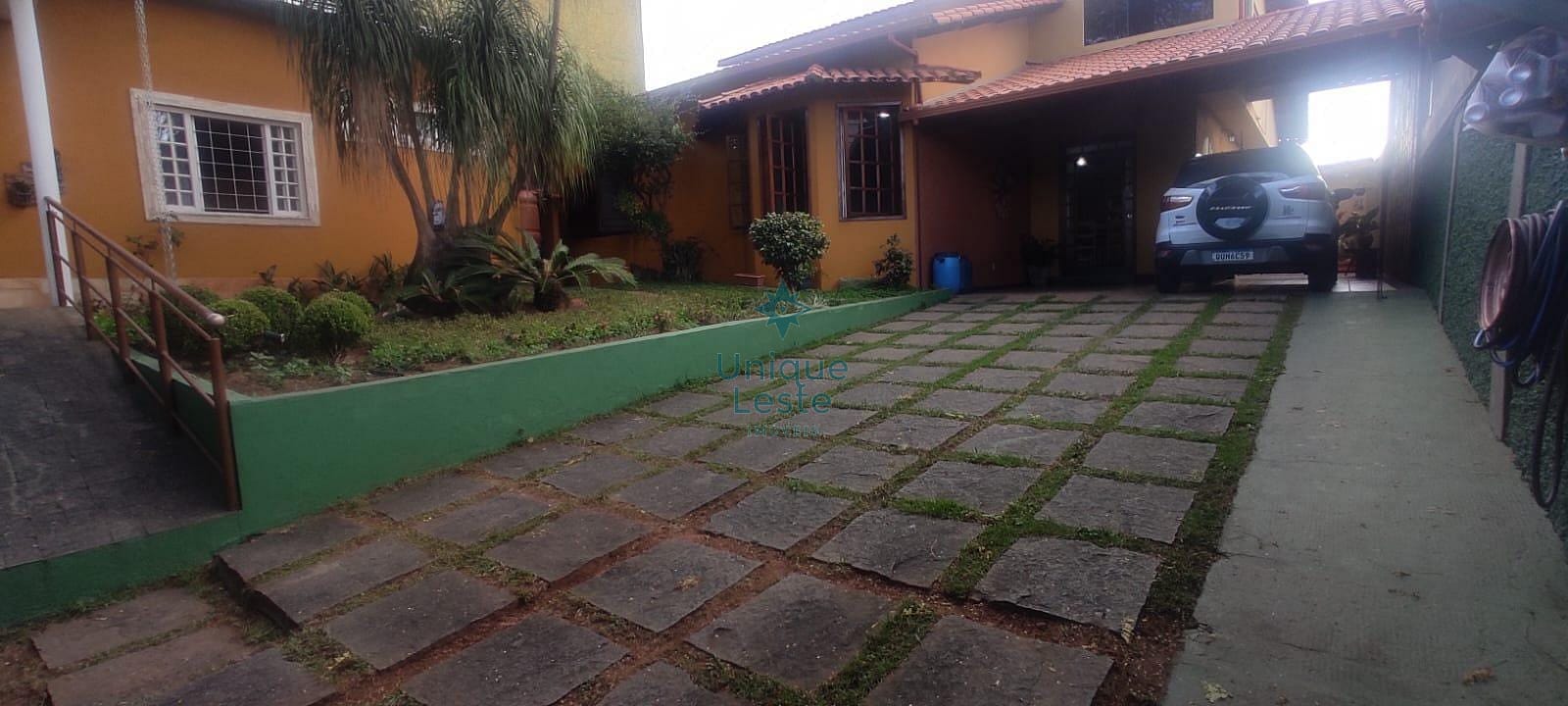 Casa em Jardim Guanabara, Belo Horizonte/MG de 360m² 3 quartos à venda por R$ 949.000,00